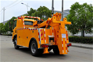 固阳高速路拖车费